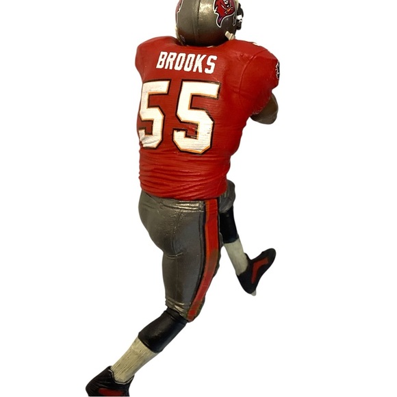 Tampa Bay Buccaneers Derrick Brooks Figurine #55 NFL Player - Picture 1 of 6